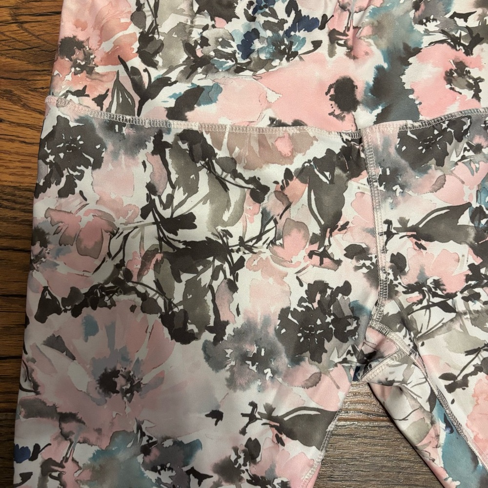 RBX Women's Floral Capri Leggings - Picture 2 of 7